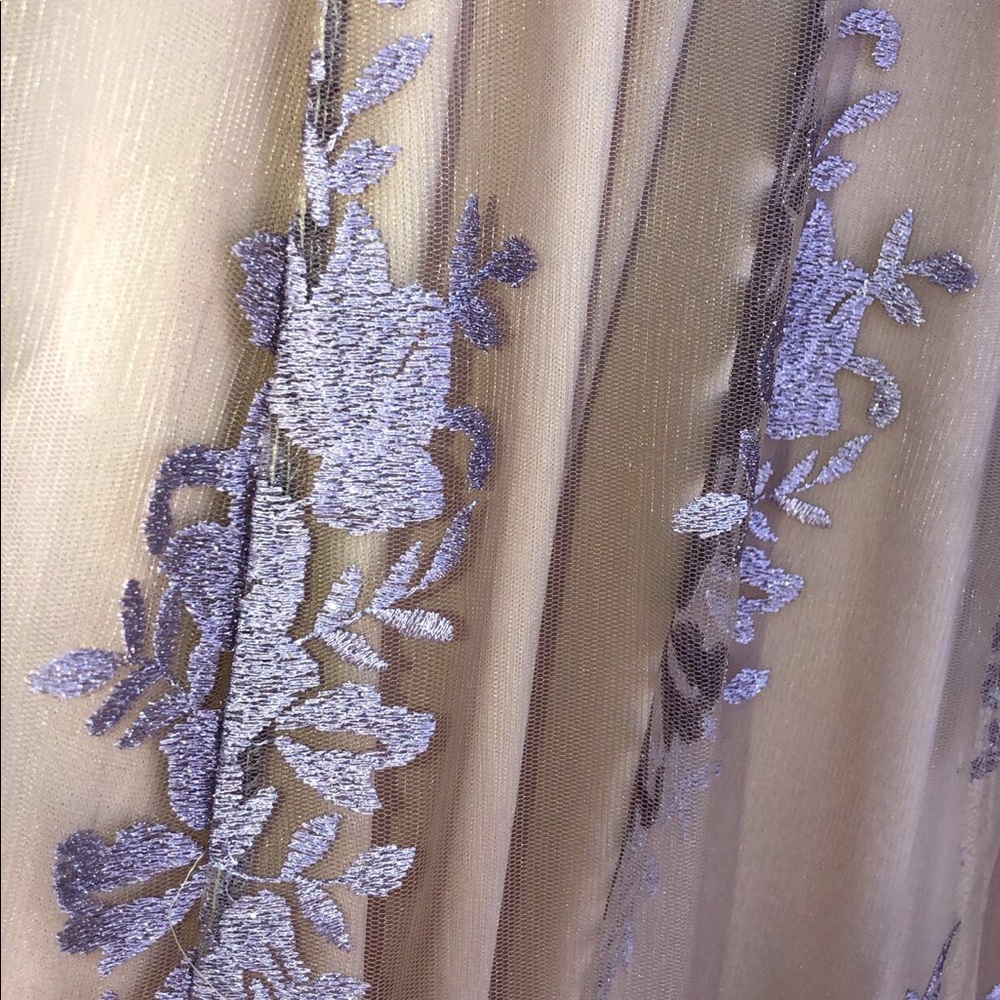 Prom dress! - Picture 3 of 6